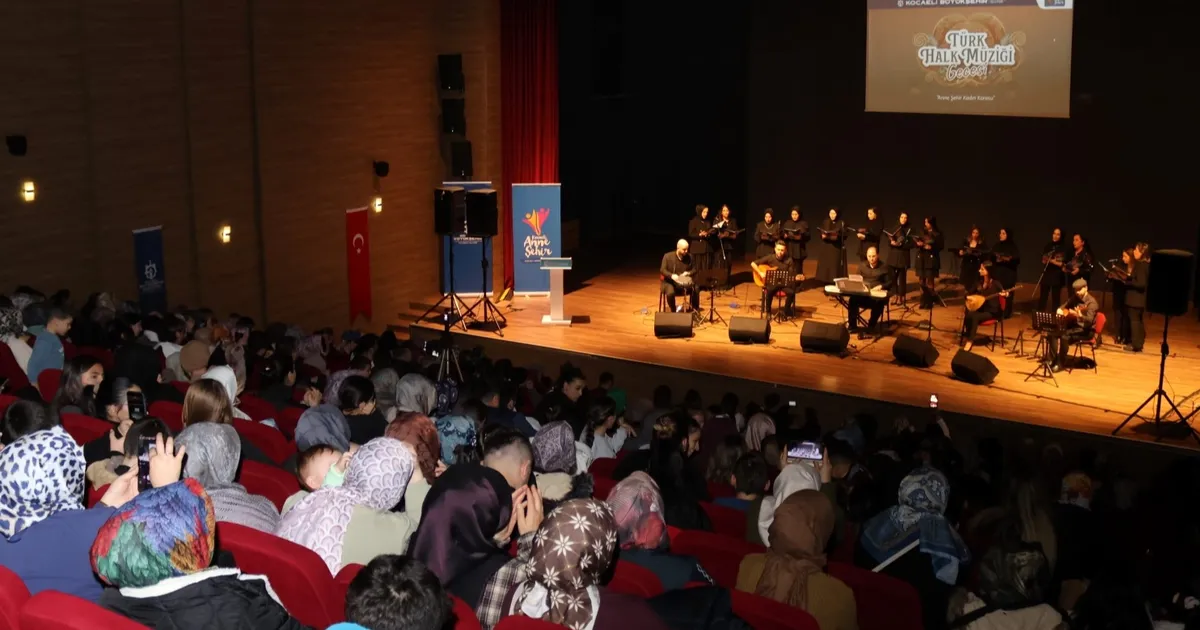 Kocaeli’de Müzik Gecesiyle Kulaklar Şenlendi!