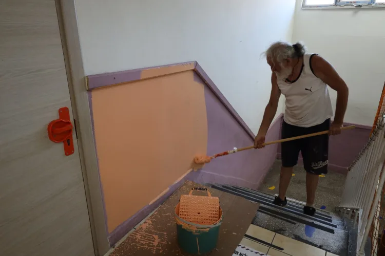 Kocaeli’den Okullara 547 Bin Litre Boya Desteği