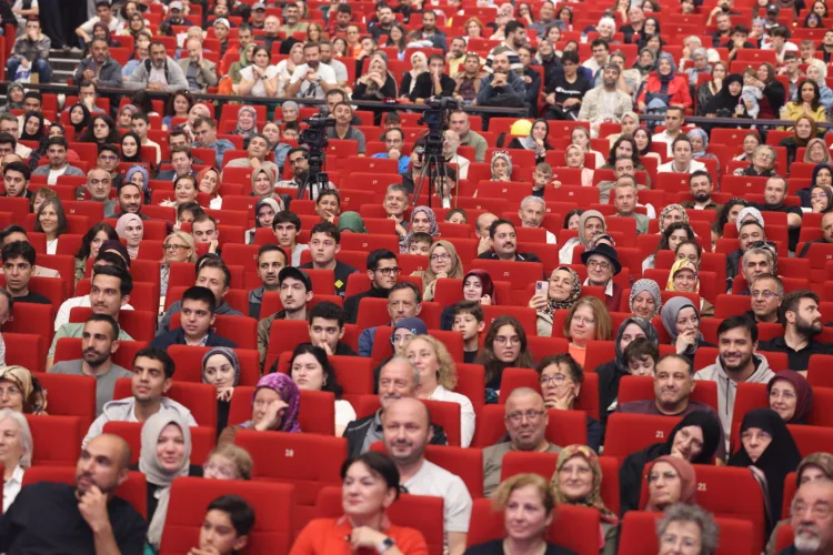 Kocaeli Kitap Fuarı’nda Oytun Erbaş’tan Mesajlar