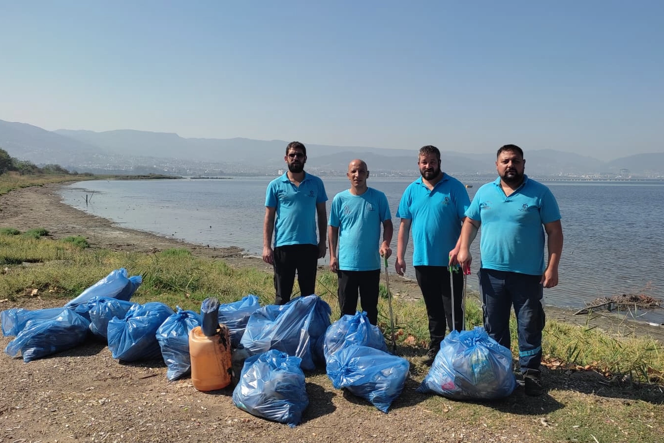 Kocaeli Sahilleri Mavi Takım ile Temizleniyor!