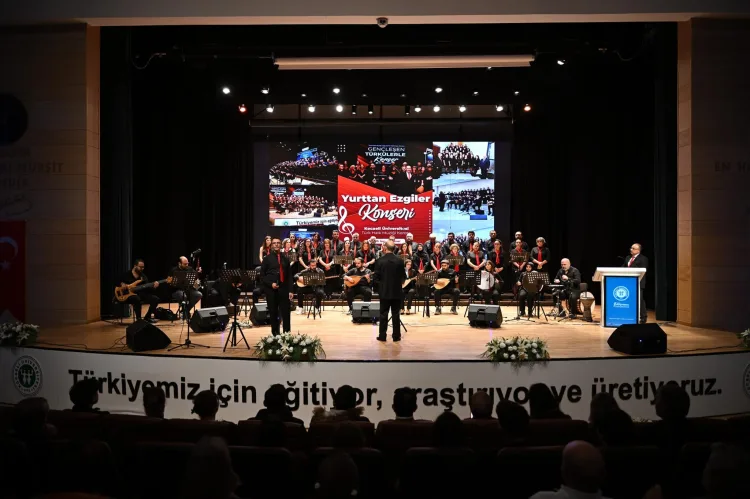 Kocaeli Üniversitesi’nde Coşkulu “Yurttan Ezgiler” Konseri