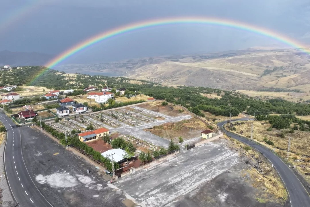 Kocasinan’da Mezarlıklar Yenileniyor, Modernleşiyor!