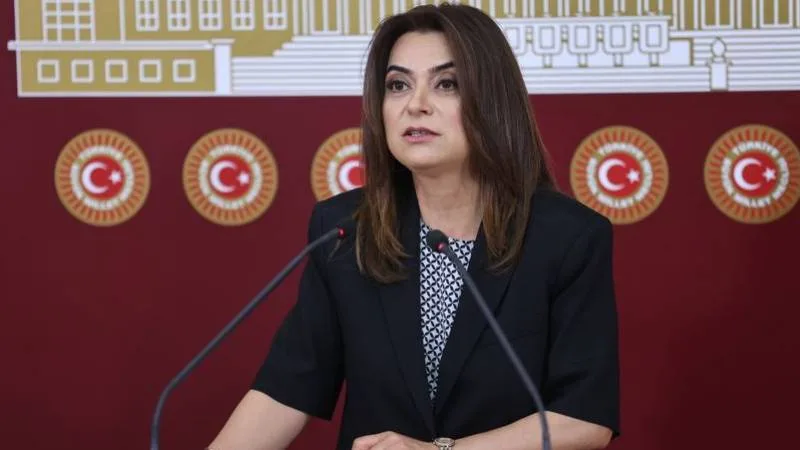 Koçyiğit: İzmir’deki tutuklama açık bir gözdağı!