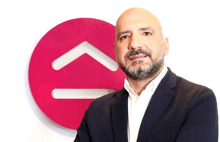 Konut Fiyatları Artıyor, Ancak Reel Düşüş Sürüyor!