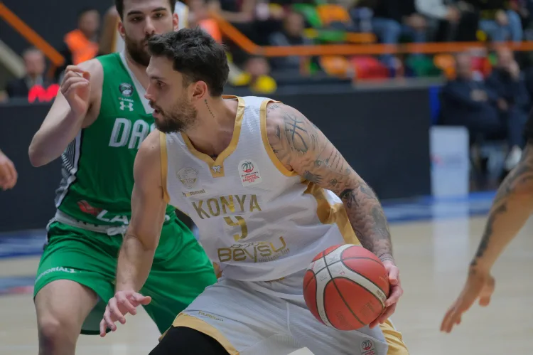 Konya Büyükşehir, Darüşşafaka’yı Farkla Yendi!