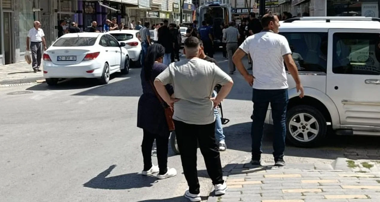 Konya’da Bıçaklı Saldırı: 2 Yaralı!