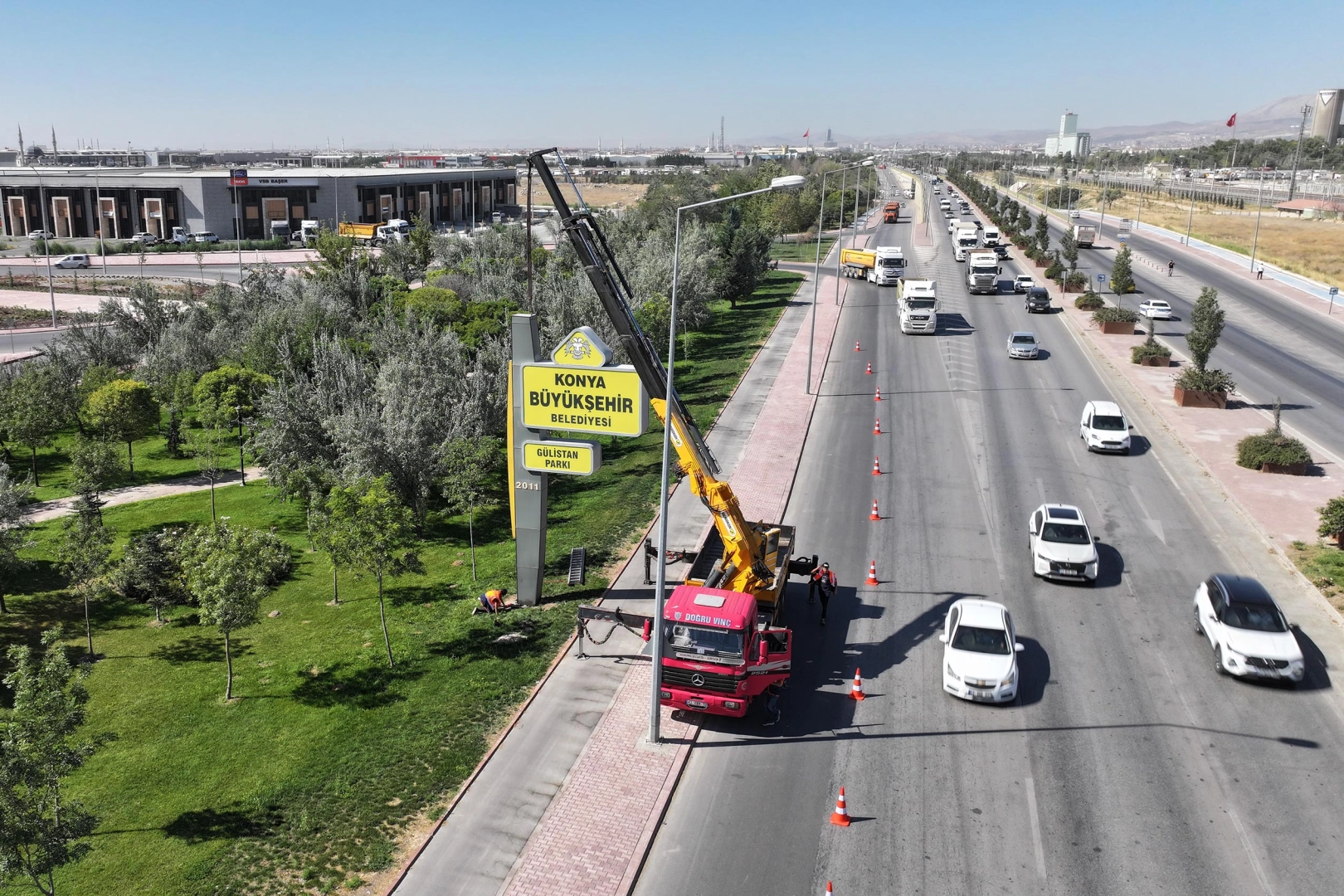 Konya’da Görsel Kirliliğe Son: Tabelalar Kaldırılıyor