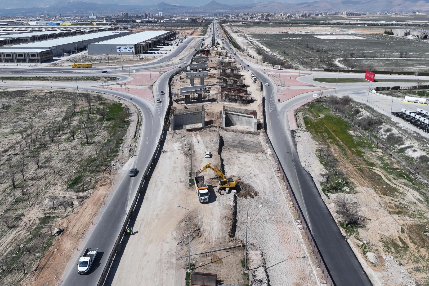 Konya’da TÜMOSAN Kavşağı’nda Tramvay Çalışmaları