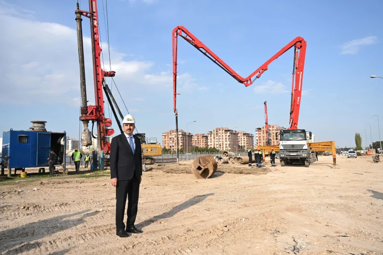 Konya’da Yeni Tramvay Hattı İçin Kavşak İnşaatı