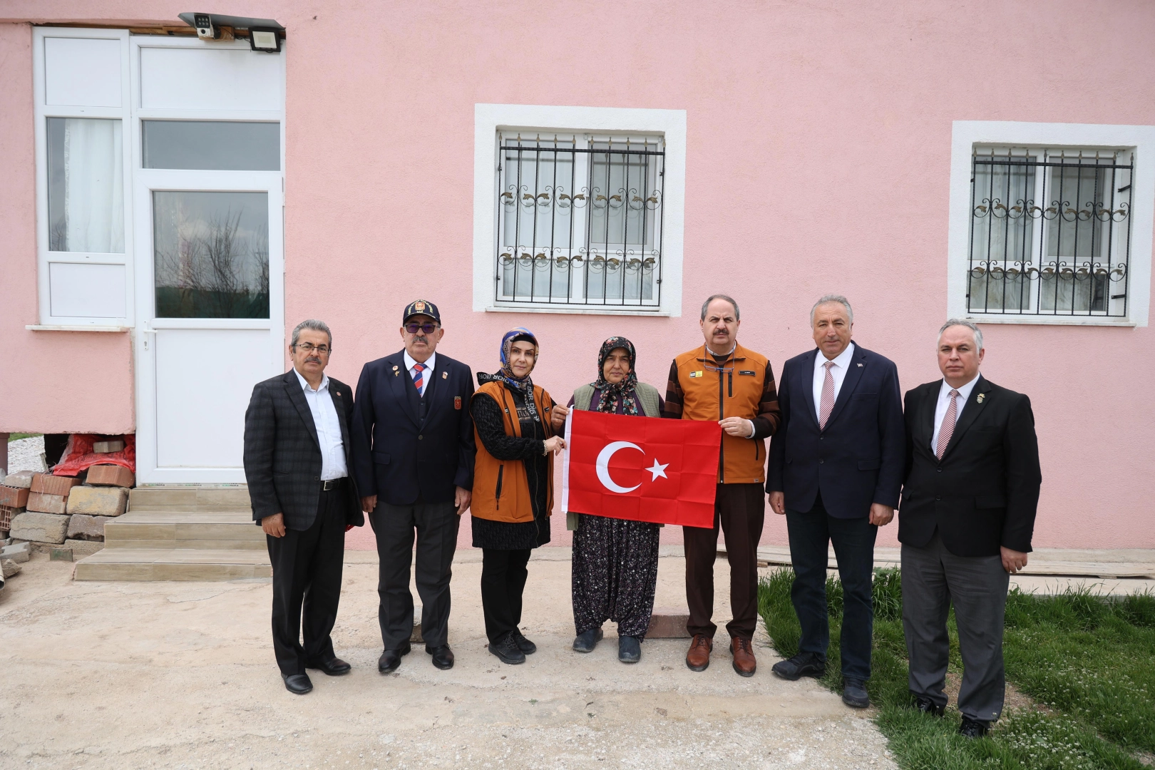 Konya’dan Şehit Ailelerine Anlamlı Vefa Ziyareti
