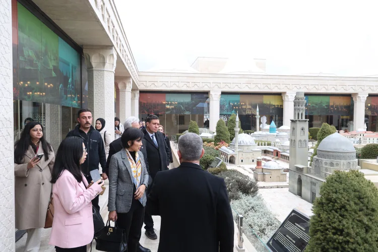 Konya, Şeb-i Arus’ta Büyükelçileri Ağırladı