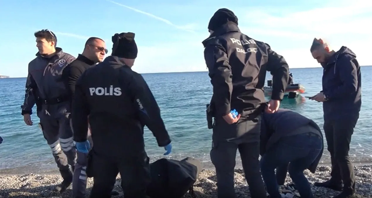 Konyaaltı’nda Oltaya Takılan Ceset Şoku!