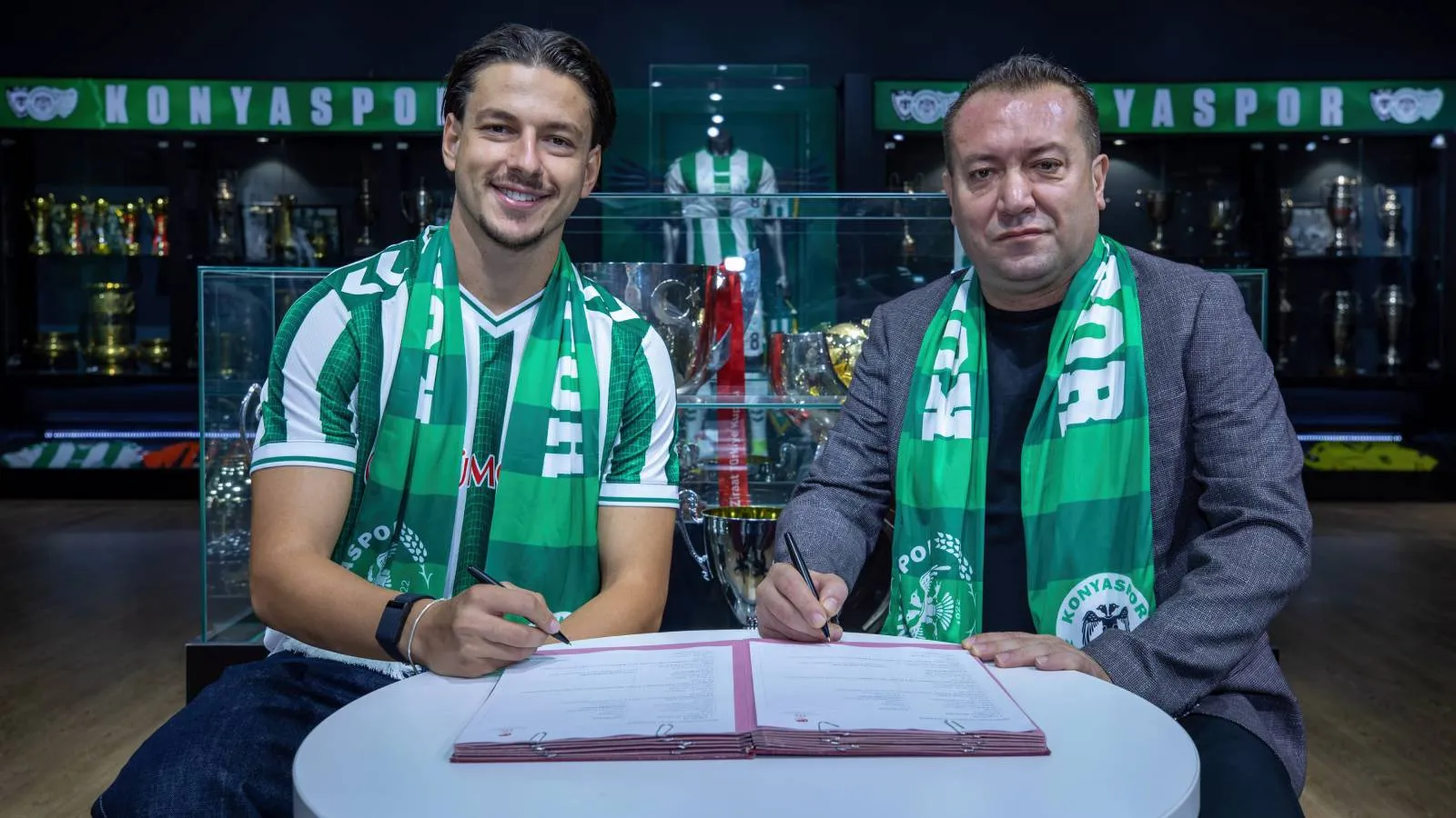 Konyaspor, Enis Destan ile 3 Yıllık Sözleşme İmzaladı!