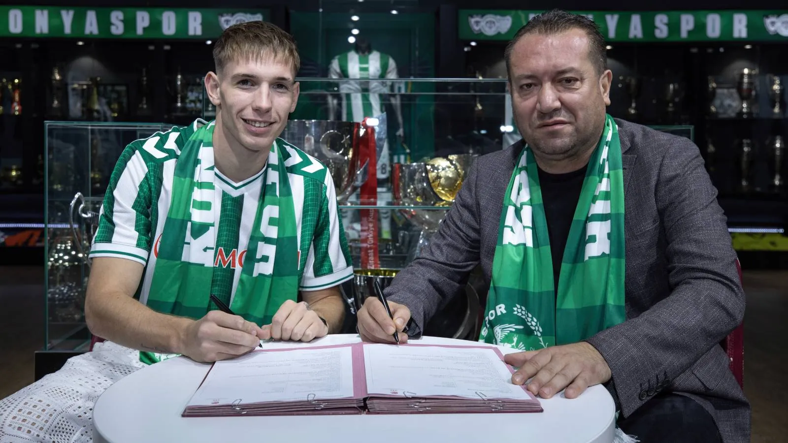 Konyaspor, Rajmund Toth ile 4 yıllık sözleşme imzaladı!