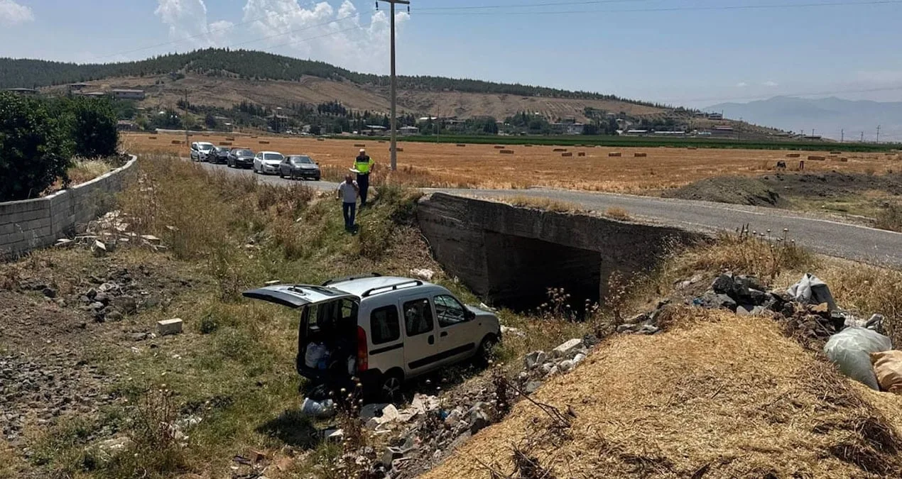 Köprüden Düşen Araçta 6 Yaralı!