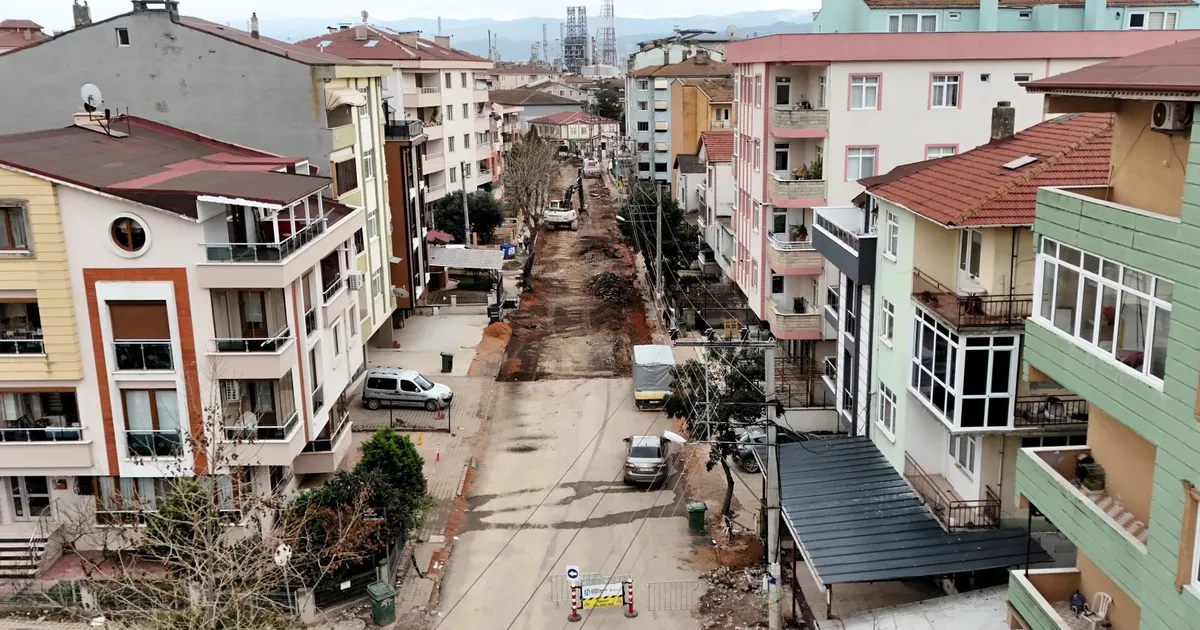 Körfez’deki Petkimliler Caddesi’nde Yoğun Çalışma!