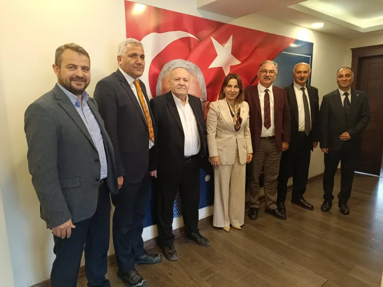 Körfez Kirliliği İzmir’i Tehdit Ediyor!