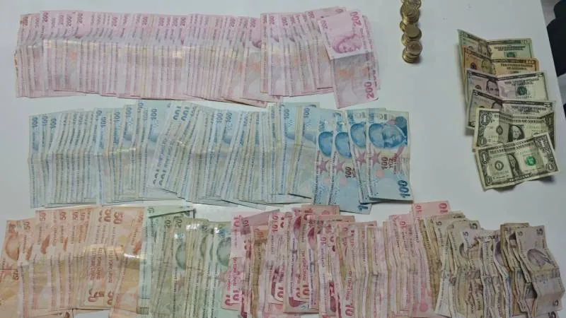 Korkuteli’de Dilenciden 27 Bin Lira Çıktı!
