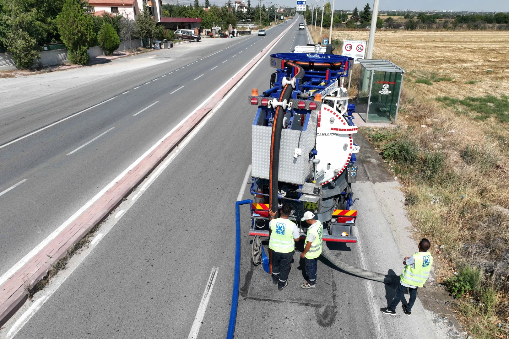 KOSKİ’den Hatıp Caddesi’nde Altyapı Temizliği