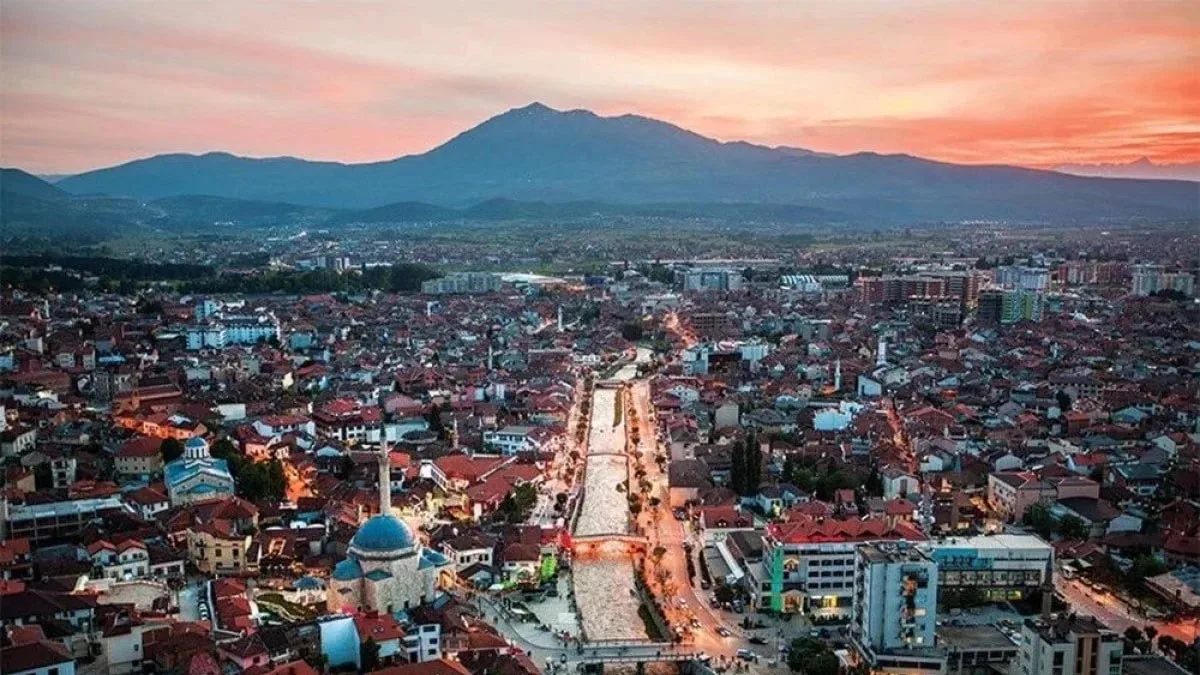 Kosova'da Türkçe Resmi Dil Olarak Kabul Edildi