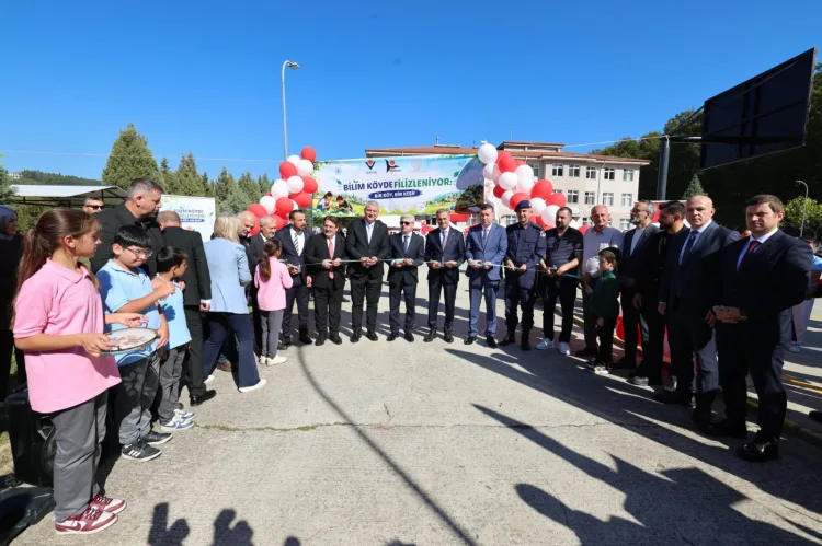 Köy Okullarında Bilimle Gelecek Şekilleniyor
