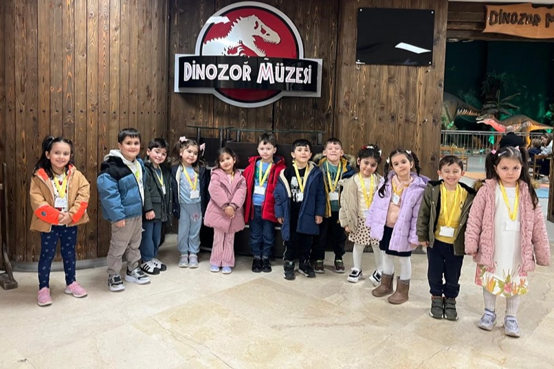 Kreş Öğrencileri Dinozor ve Oyuncak Müzesi’nde!