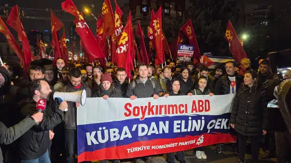 Küba’ya Destek İçin TKP’den ABD’ye Protesto