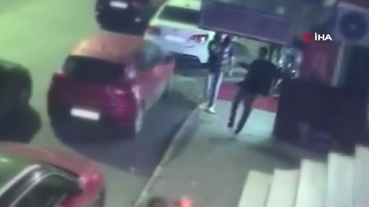 Küçükçekmece de 1 i polis memuru 2 kişinin öldüğü silahlı saldırıda 8 gözaltı 2