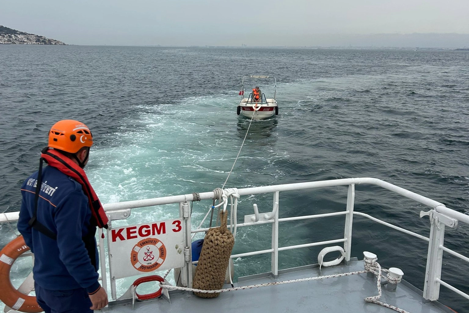 Küçükyalı’da Sürüklenen Tekne Kurtarıldı!