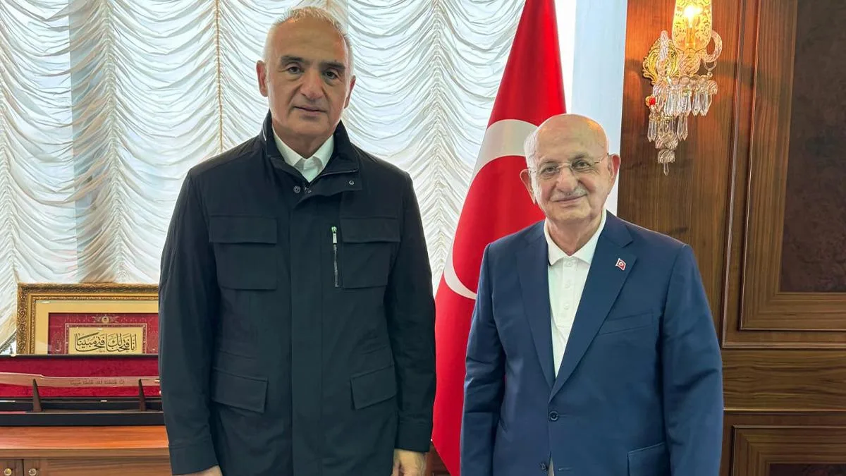 Kültür Bakanı’ndan Kahraman’a Ziyaret!