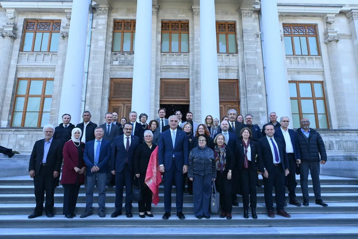 Bakan Ersoy duyurdu: 13 bin 451 eserin yeniden Türkiye’ye kazandırıldı! Kazı ve ören yerlerine 60 milyar TL’yi aşan yatırım 4