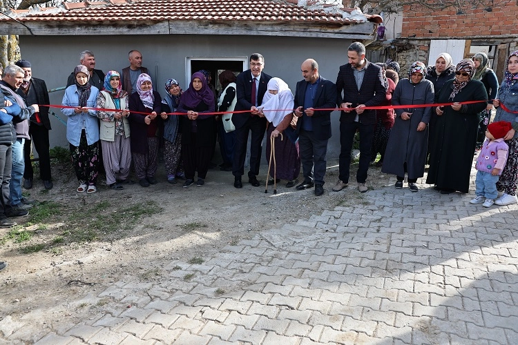 Kumarı Mahallesi’nde Yeni Fırın Coşkuyla Açıldı!