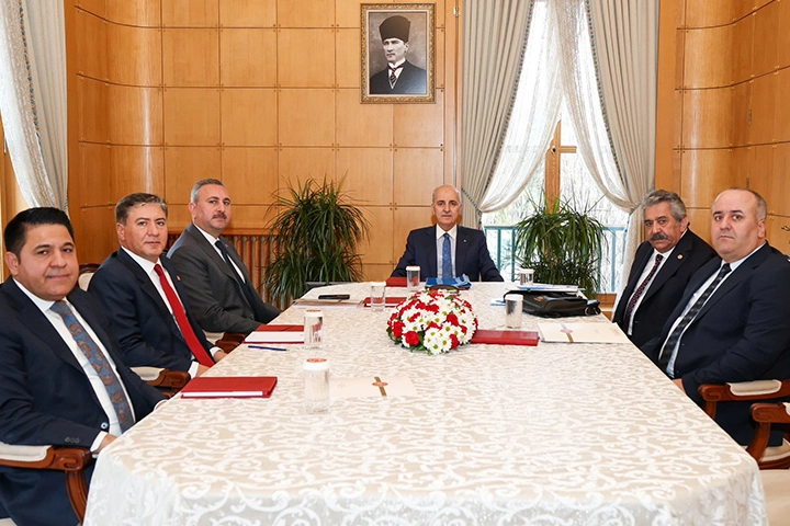 Kurtulmuş’tan Partilere Dayanışma Toplantısı