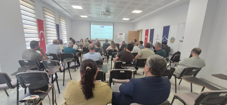 Kuru Kayısı Sektöründe Gelecek Üzerine Seminer