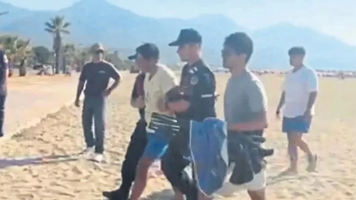 Kuşadası’nda Edebiyat Öğretmeni Hırsızlıkta Yakalandı!