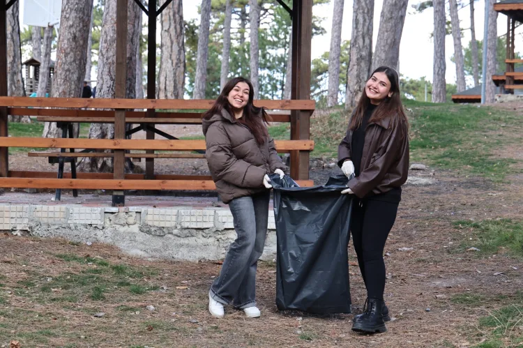Kütahya’da Doğa Yürüyüşü ile Çevre Bilinci Artıyor