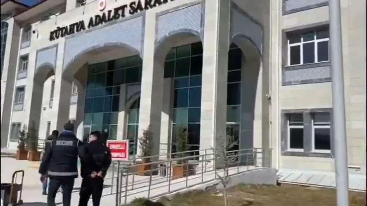 Kütahya’da Dolandırıcılara Operasyon: 2 Tutuklama!