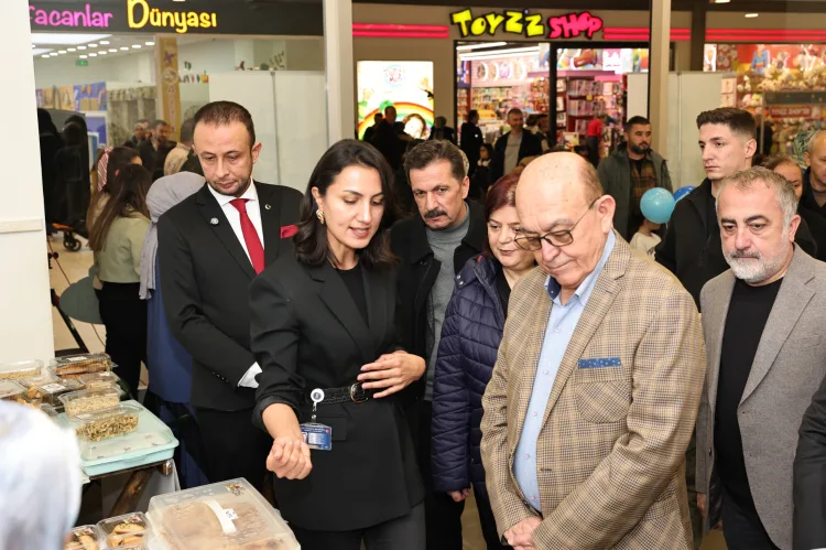Kütahya Yöresel Lezzetler Festivali Coşkuyla Açıldı