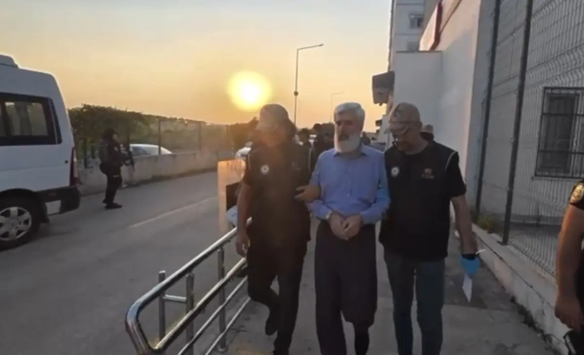 Alparslan Kuytul un yeğeni bakın kim çıktı! 2