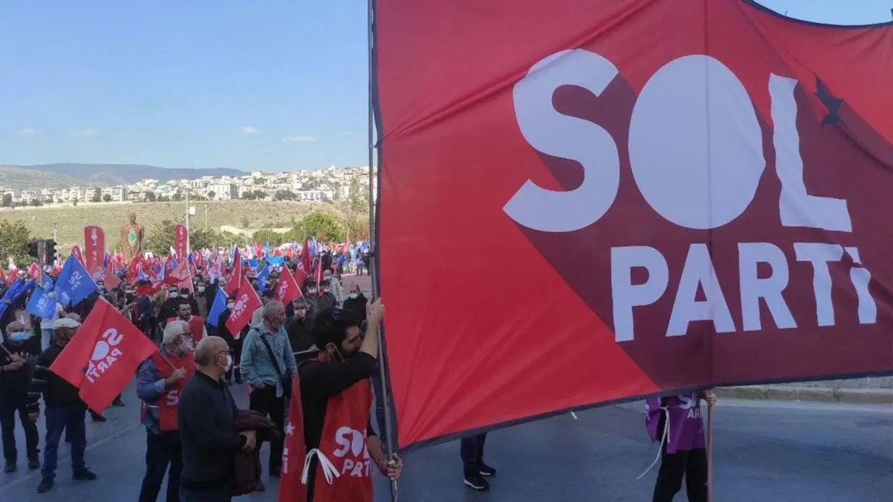 Laikliği Savunmak Suç Değil, Tepkiler Büyüyor!