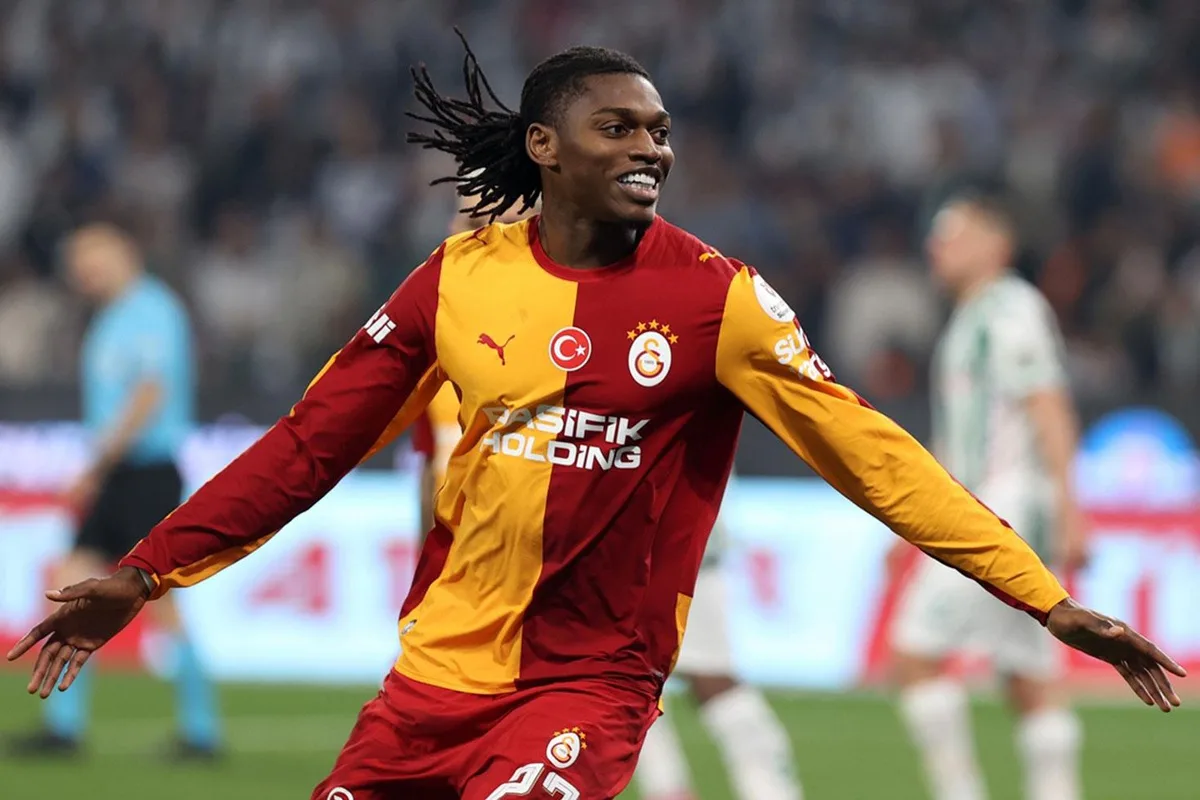 Leao'dan Galatasaray taraftarına umut verici mesaj!