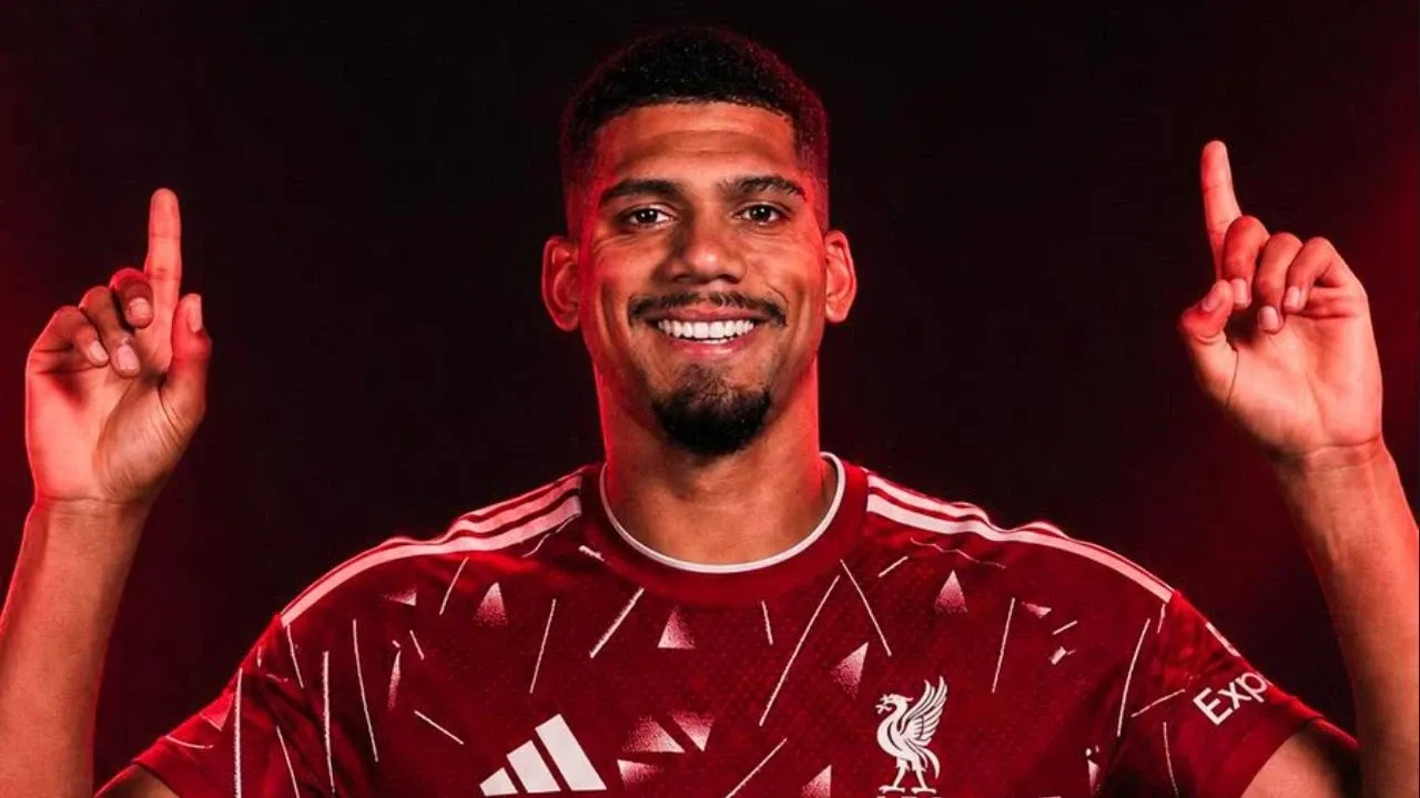 Liverpool, Araujo’yu Kadrosuna Katmaya Hazırlanıyor!
