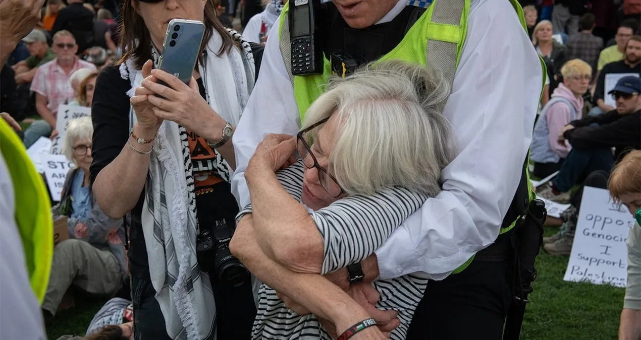 Londra’da ‘Palestine Action’ Protestosu: 890 Gözaltı