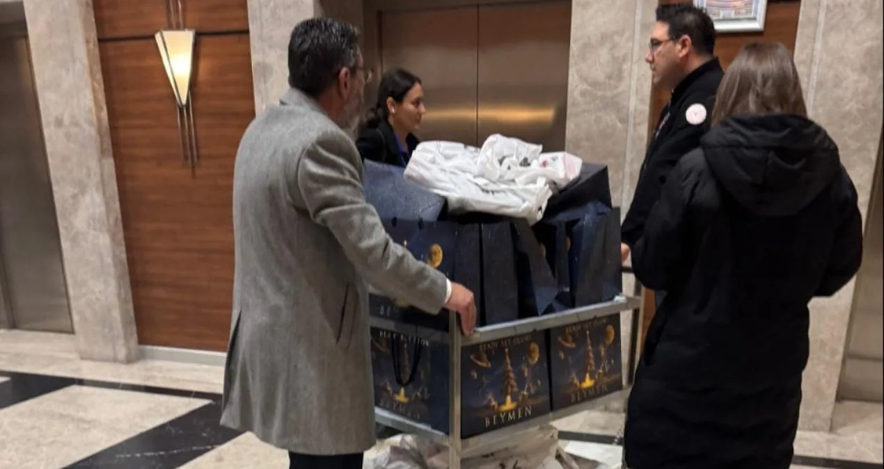 Lüks Hediye Paketleri Sağlık Bakanlığı’nda Şok Etkisi!