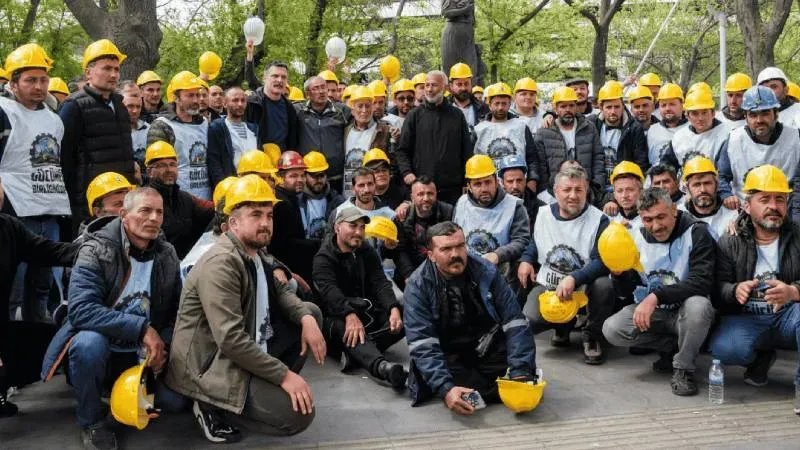 Madencilere Tuvalet Yok, Aksu’dan Sert Tepki!
