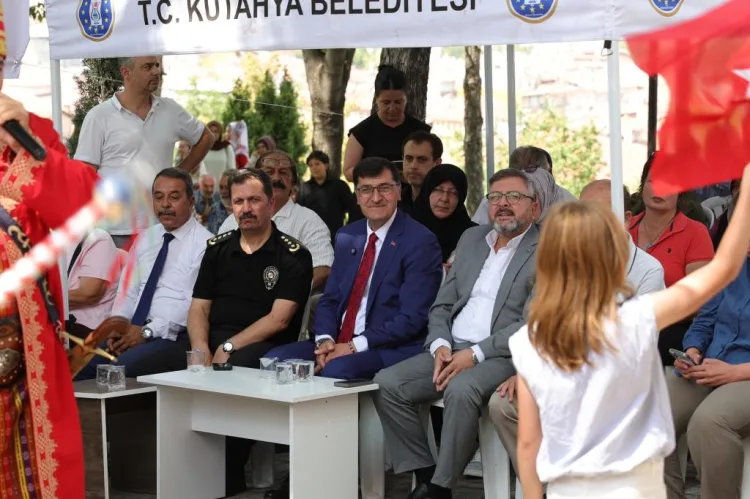 Mahalle Kültürü Şenliği Kütahya’da Renkli Anlarla Yapıldı