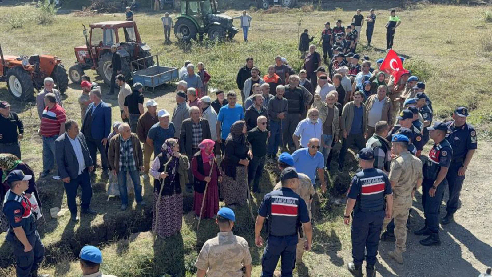 Mahallede Hayvan Barınağı Gerginliği: Komandolar Devrede