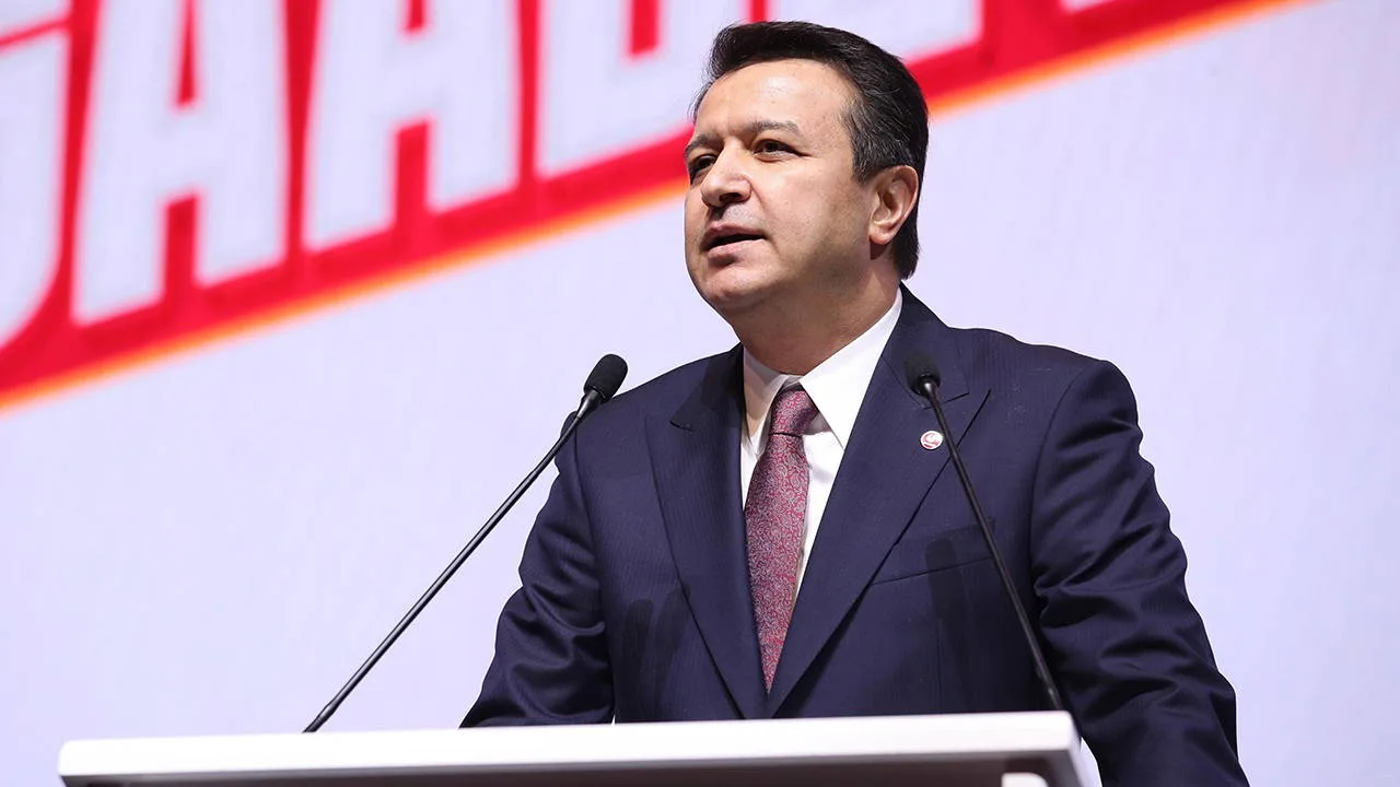 Mahmut Arıkan’dan Davutoğlu’na Soruşturma Tepkisi!