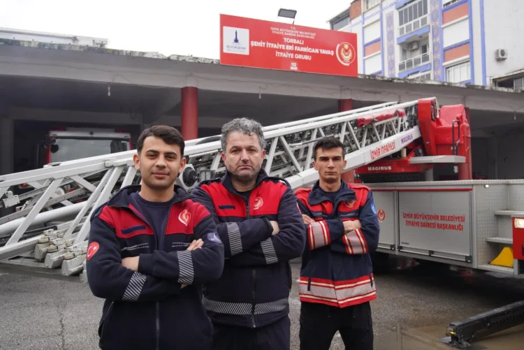 Mahsur Köpek, İtfaiye Ekipleriyle Kurtarıldı!