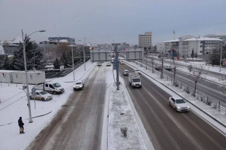 Malatya’da Kar Yağışı Trafiği Olumsuz Etkiledi!